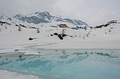 12 Rifugio e Cabianca si specchiano nel  Lago Rotondo